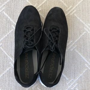 Cole haan grand sneakers size 9